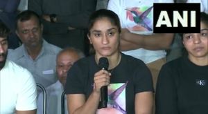 டெல்லி எல்லை இன்று மூடல்! நியாயம் கேட்டு பெரும்படையாக திரண்டு வாங்க! மல்யுத்த வீராங்கணைகள் உருக்கம்!