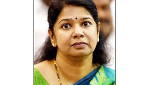 கோவையே அசந்துடுச்சு.. கனிமொழி கேட்ட கேள்வி இருக்கே.. 