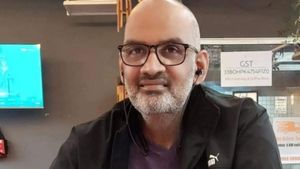 அரசு பள்ளியில் திமுகவினர் சாராயம் காய்ச்சியதாக.. போலி படத்தை பகிர்ந்த கோவை ஆர்எஸ்எஸ் பிரமுகர் கைது