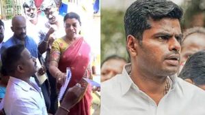 சீன் போடாத தம்பி! கிளம்பு கிளம்பு! பாஜக கவுன்சிலரை கலாய்த்த கீதாஜீவன்! வரிந்துகட்டிய அண்ணாமலை! 