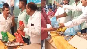 புதுச்சேரி கல்யாண வீட்டில் நடந்த கூத்து.. தாய்மாமன் தந்த விளக்கம்.. பாஜக கடும் கண்டனம் 
