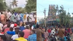 தலித்துகளுக்கு அனுமதி மறுப்பு- விஸ்வரூபம் எடுத்த கரூர் கோவில் நுழைவு விவகாரம்- இரவிலும் போராட்டம்! 