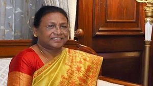  குடியரசுத் தலைவர் முர்முவை சந்திக்கும் பழங்குடி மக்கள்! வாழ்த்து தெரிவிக்க நீலகிரி டூ டெல்லி பயணம் 