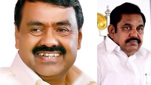 நவாஸ் கனி- ராஜகண்ணப்பன் மோதல்! ஆட்சியரையே தள்ளிவிடுவதா? வன்முறையை அரங்கேற்றிய திமுக! எடப்பாடி ட்வீட் 