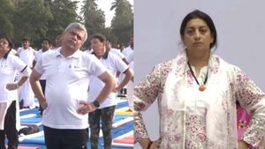 நாடு முழுவதும் யோகா தின கொண்டாட்டம்.. யோகாசன பயிற்சியில் ஈடுபட்ட அமைச்சர்கள்.. முக்கிய தலைவர்கள்! 