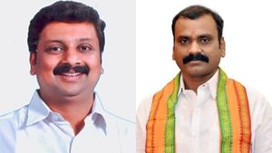 கோரிக்கை மனுக்களுடன் அலைந்தது நாங்கள்! கொடியசைப்பது எல்.முருகனா? கொதிக்கும் நாமக்கல் திமுகவினர்! 
