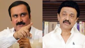 அப்பா குடியை நிறுத்தட்டும்.. உருக வைத்த சிறுமியின் தற்கொலை கடிதம்! ஸ்டாலினிடம் அன்புமணி வேண்டுகோள் 