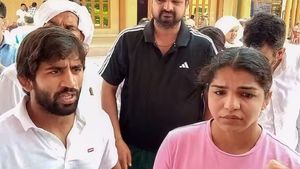 பாலியல் தொல்லை! பாஜக எம்பி பிரிஜ் பூஷண் மீது ஆக்ஷன் எப்போது? மத்திய அரசை எச்சரித்த சாக்சி மாலிக் 