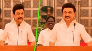 “பிரதமர் வேட்பாளர்?” பிரஸ் மீட் முடிந்து கிளம்பும்போது வந்த கேள்வி.. திரும்பி வந்து ஸ்டாலின் பதில்! 