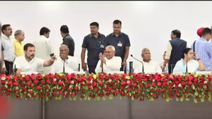  சிம்லாவுக்கு பதில் ஜெய்ப்பூர்? ஜூலை 14-ல் அனைத்து எதிர்க்கட்சிகளின் 2-வது ஆலோசனை கூட்டம்!