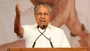 ஏ அமெரிக்க ஏகாதிபத்தியமே! - 8 நாள் பயணமாக அமெரிக்கா, கியூபா பயணம் புறப்பட்ட பினராயி விஜயன்! 