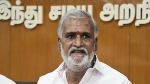  எதை எல்லாம் செய்யக்கூடாதோ அதை எல்லாம் தீட்சிதர்கள் செய்கிறார்கள்.. அமைச்சர் சேகர்பாபு எச்சரிக்கை! 