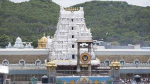 ஜம்முவில் அருள்பாலிக்கும் திருப்பதி ஏழுமலையான்..கும்பாபிஷேகத்தில் விண்ணை எட்டிய கோவிந்தா முழக்கம் 