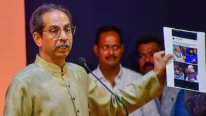மோடிக்கு எதிராக வாக்னர் குழு.. உத்தவ் தாக்கரே சொன்னதை நோட் பண்ணீங்களா! 
