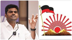 பாஜக நிர்வாகியை காலில் விழ வைத்த திமுகவினர்.. சமூக நீதி வேஷம் போட்டு திரியுறீங்க.. அண்ணாமலை விளாசல்! 