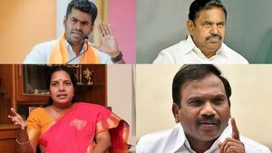 அண்ணாமலை ஆடு மேய்க்கணும்! எடப்பாடி வெல்லமண்டி நடத்தணும்! வானதி கூடை பின்னணும்! -அனல் கக்கிய ஆ.ராசா! 