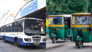 பஸ்ஸில் மகளிருக்கு இலவசம்.. பெங்களூருவில் அடியோடு மாறிய நிலைமை.. ஆட்டோ ஓட்டுநர் கண்ணீர் வீடியோ 