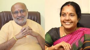 ரொம்ப ரொம்ப ஜாக்கிரதையாக இருக்கணும்! வானதி சீனிவாசனுக்கு சி.பி.ராதாகிருஷ்ணன் திடீர் அட்வைஸ்! 