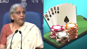 ஆன்லைன் ரம்மி உள்ளிட்ட ஆன்லைன் பெட்டிங் விளையாட்டுகளுக்கு 28% ஜிஎஸ்டி! நிர்மலா சீதாராமன் அறிவிப்பு