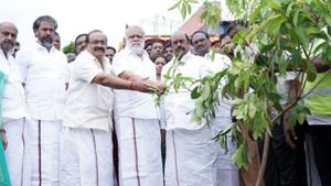 3 அமைச்சர்கள் நின்றதால் வந்த பதற்றம்! உனக்கெல்லாம் யாருய்யா டிரெய்னிங் கொடுத்தது? எ.வ.வேலு சிடுசிடு 