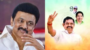 இந்தியாவிலேயே ஊழலுக்காக கலைக்கப்பட்ட ஒரே அரசு திமுக அரசு.. டெல்லியில் சீறிய எடப்பாடி பழனிசாமி! 