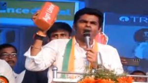 2026-ல் எய்ம்ஸ்.. 'மதுரை வேளாண் பல்கலைக்கழகம் எங்கே' உதயநிதி ஸ்டைலில் செங்கல்லை தூக்கிய அண்ணாமலை 