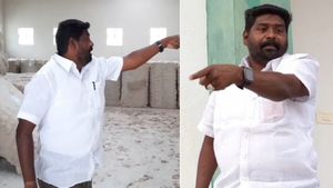 இது ஒரு பொழப்பா? இரவும் பகலும் கட்சிக்கொடி கட்டினோம்! வயிற்றெரிச்சலா இருக்கு! திமுக நிர்வாகி குமுறல் 