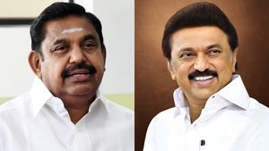 ஸ்டாலின்.. எடப்பாடிதான் இனிமே எல்லாம்.. நேஷனல் லெவல்ல இப்படி மாறிட்டாங்களே.. கவனிச்சீங்களா! 