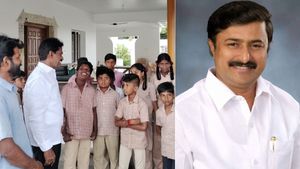 அமைச்சர் சாமிநாதன் போட்ட போன்! 24 மணி நேரத்தில் ஊருக்கு வந்த அரசுப்பேருந்து! பள்ளி மாணவர்கள் ஹேப்பி! 