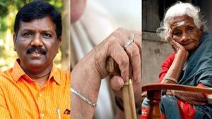 முதியோர் உதவித் தொகையை உயர்த்தும் வாய்ப்பு உள்ளதா? ரவிக்குமார் எம்பிக்கு மத்திய அரசு தந்த பதில் 