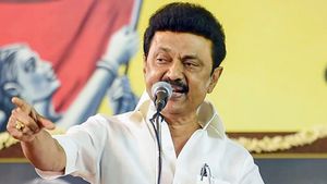 எந்த கொம்பனாலும் நம் ஆட்சியை குறை சொல்ல முடியாது! ஸ்டாலின் கூறிய ஒற்றை வார்த்தை! குவிந்த கைத்தட்டு 