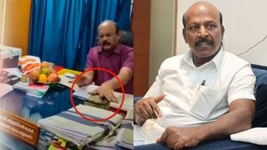  கேண்டீனுக்கு குடிநீர் இணைப்பு வழங்க ரூ.20 லட்சம் லஞ்சம்? தேனி அரசு மருத்துவ கல்லூரி டீன் சஸ்பெண்ட்