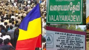 பரபரப்பு..  பாமக கையில் எடுத்த போராட்டம்! கடலூரில் என்எல்சி விரிவாக்க பணிகள் தற்காலிக நிறுத்தம்! 