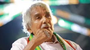 எதிர்க்கட்சிகளுக்கு சிம்ம சொப்பனம்! 12 முறை எம்எல்ஏ! 2 முறை கேரளா முதல்வர்! யார் இந்த உம்மன் சாண்டி 