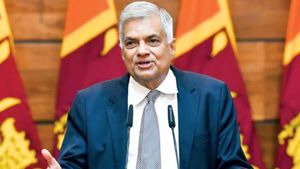 சீனாவுக்கும் வருவேன்.. உறுதியளித்துவிட்டு இந்தியா வருகை தரும் இலங்கை ஜனாதிபதி ரணில்! 