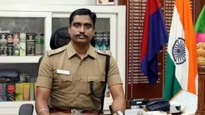 ஐடி ஊழியர் உமா மகேஸ்வரி கொலை வழக்கு முதல் சிவசங்கர் பாபா  கைது வரை! அதிரடி காட்டிய விஜயகுமார் ஐபிஎஸ்
