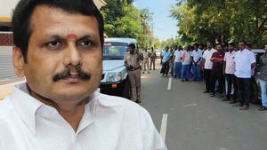 கரூர் புதிய சொகுசு பங்களாவின் ஆவணங்களுடன் ஆஜராகுங்கள்! செந்தில் பாலாஜியின் தம்பி மனைவிக்கு ED சம்மன் 