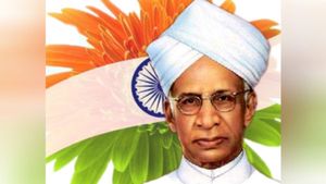 2023 ஆண்டுக்கான தேசிய நல்லாசிரியர் விருது அறிவிப்பு.. தமிழகத்தை சேர்ந்த 2 பேர் தேர்வு! யார் அவர்கள்?