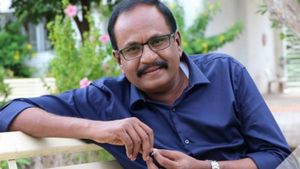 நடிகர் மாரிமுத்து மீது திருச்செங்கோடு போலீசில் ஜோதிடர்கள் பரபரப்பு புகார்.. இன்ஸ்பெக்டர் அளித்த உறுதி 