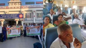 டெல்லிக்கு டூர் கிளம்பிய காங்கிரஸ் நிர்வாகிகள்! A to Z எல்லா செலவுகளும் கார்த்தி சிதம்பரம் பொறுப்பு! 