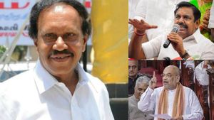 எல்லாம் அமித்ஷாவிற்காக.. அதிமுக எம்பி ஏன் அப்படி சொன்னாரு? ரெடியாகும் அமைச்சர் பதவி.. சபாஷ் சபாஷ் 