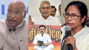 ”இந்தியா” கூட்டணி தலைவர் மல்லிகார்ஜூன கார்கே; ஒருங்கிணைப்பாளர் ரேஸில் நிதிஷ், ஸ்டாலின், மமதா! 