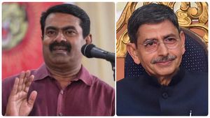 ஆளுநர் ரவி ராஜ்பவனில் இருக்கவேண்டிய ஆளே இல்லை.. அவர் இருக்க வேண்டிய இடமே வேற.. சீமான் பரபர! 
