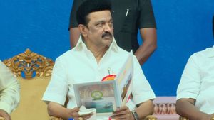மீன்பிடி தடைகால நிவாரணம் ரூ.8000ஆக உயர்த்தி வழங்கப்படும்: 10 முக்கிய அறிவிப்புகளை வெளியிட்ட ஸ்டாலின் 