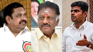 பல ஆயிரம் பேர்.. குவிந்த மக்கள்.. தென் மண்டலத்திலேயே பவரை காட்டிய எடப்பாடி.. அதிரும் பாஜக.. ஓபிஎஸ்! 