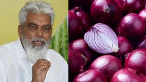 விலை ஏறிடுச்சுதானே..4 மாசத்துக்கு வெங்காயம் சாப்பிடாம இருங்க.. மகாராஷ்டிரா அமைச்சர்  'எகத்தாளம்'! 