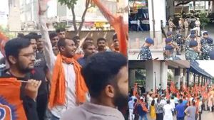  பஜ்ரங் தள் திடீர் போராட்டம்- டெல்லியை நோக்கி நகருது ஹரியானா வன்முறை? உஷார் நிலையில் போலீஸ்!