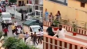 குல்லா போட்டிருந்த முஸ்லீம்! ஓட ஓட விரட்டிய 