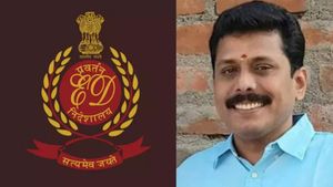 இத்தனை நாட்கள் சிக்காத செந்தில் பாலாஜி தம்பி அசோக்குமார்.. இப்போது கைதானது எப்படி.. ED செம பிளான் 