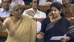 முதலை கண்ணீர்! ஜல்லிக்கட்டு முதல் செங்கோல் வரை.. பட்டியலிட்டு கனிமொழியை விளாசிய நிர்மலா சீதாராமன் 